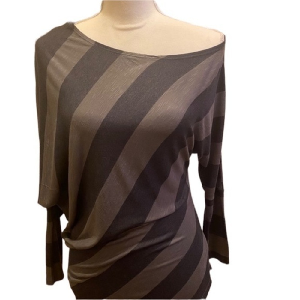 Striped top - Picture 3 of 3